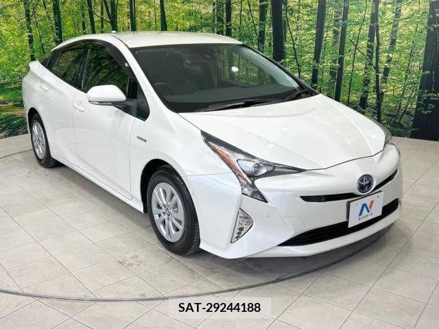 Toyota PRIUS 2018-10 222583-15