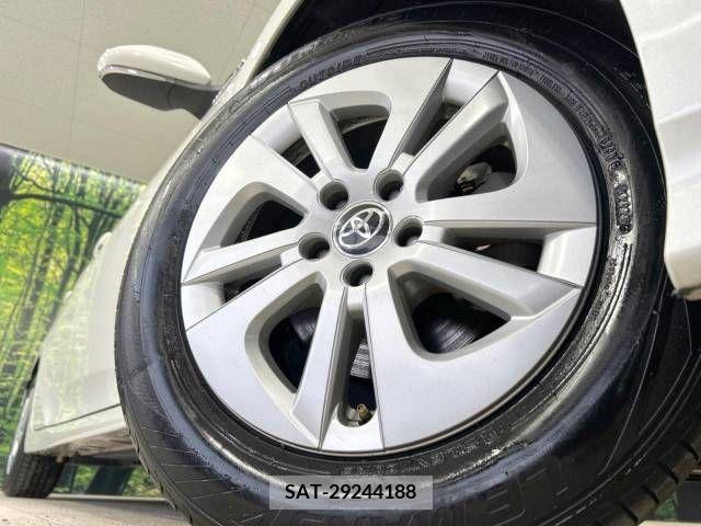 Toyota PRIUS 2018-10 222583-12