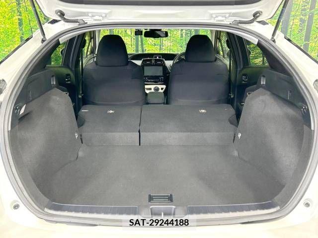 Toyota PRIUS 2018-10 222583-10