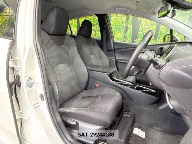 Toyota PRIUS 2018-10 222583-8