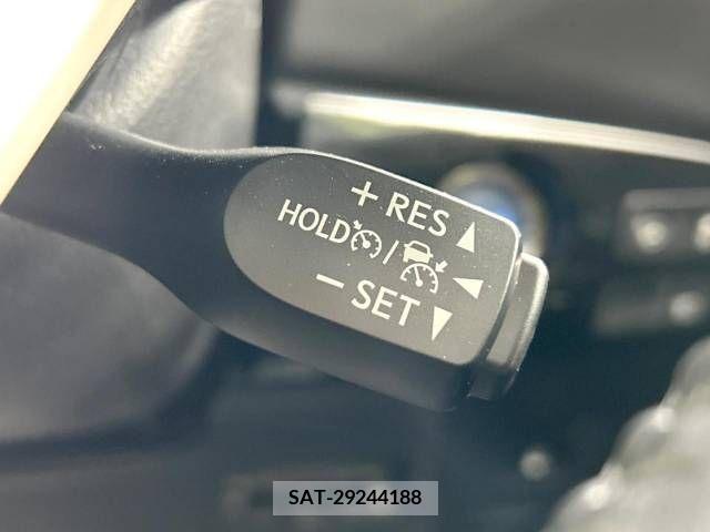 Toyota PRIUS 2018-10 222583-5