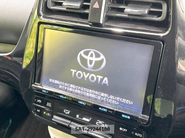 Toyota PRIUS 2018-10 222583-3