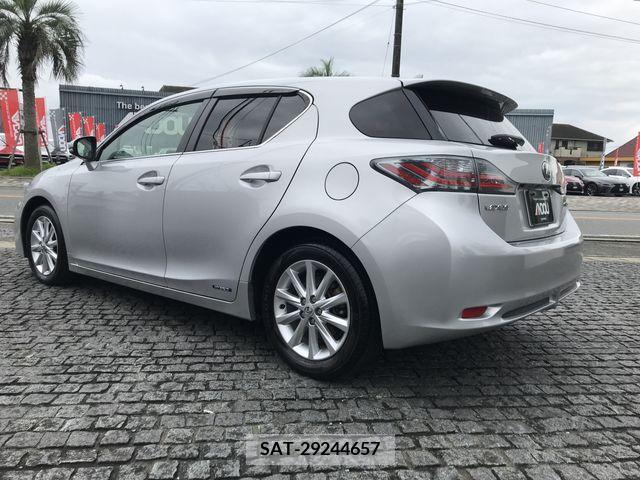 Lexus CT 2011-11 387793-2