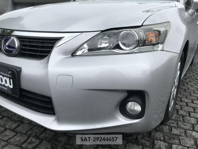Lexus CT 2011-11 387793-4