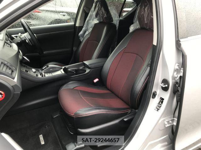 Lexus CT 2011-11 387793-18