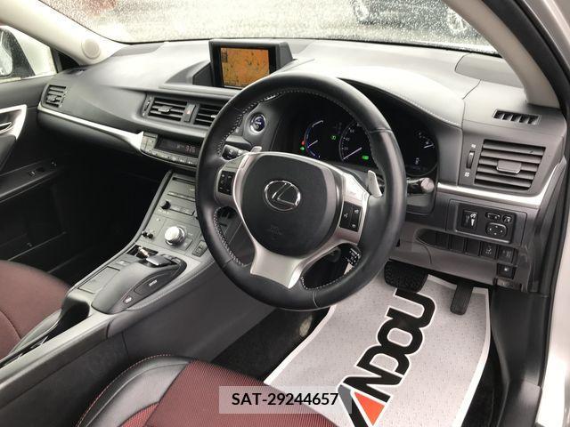 Lexus CT 2011-11 387793-8