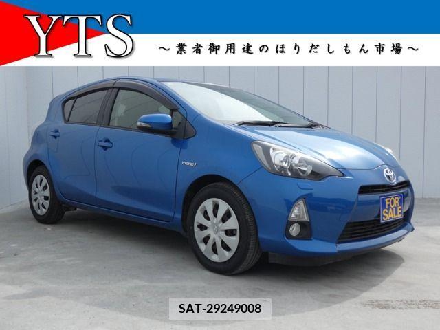 Toyota AQUA 2012-10 386728-0