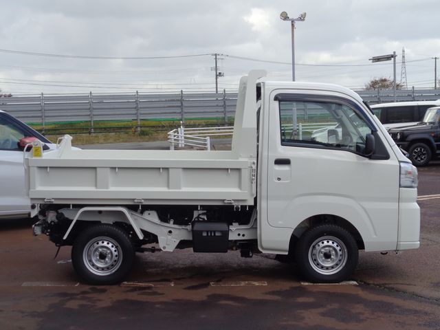 Daihatsu HIJET TRUCK 2023-11 196467-4