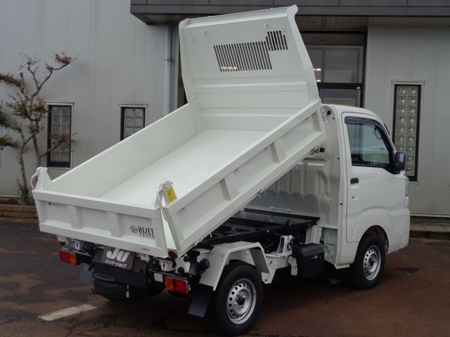 Daihatsu HIJET TRUCK 2023-11 196467-17