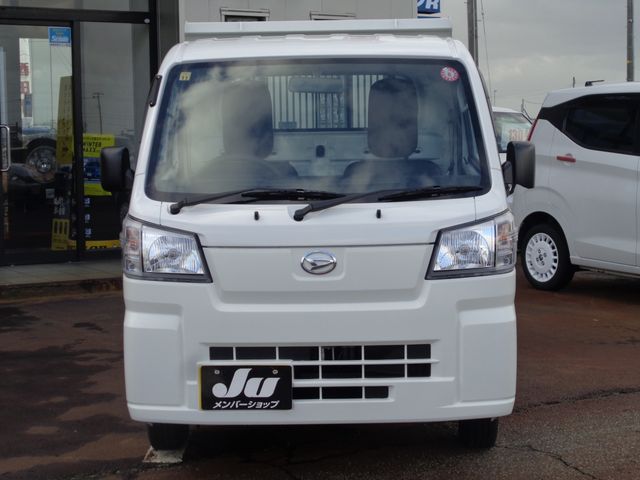 Daihatsu HIJET TRUCK 2023-11 196467-3