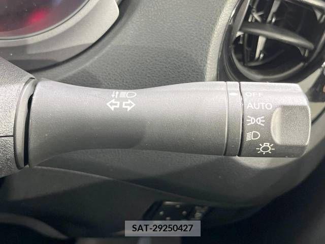 Nissan JUKE 2013-10 246214-7