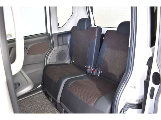 Mitsubishi EK X SPACE 2022-04 15726-10