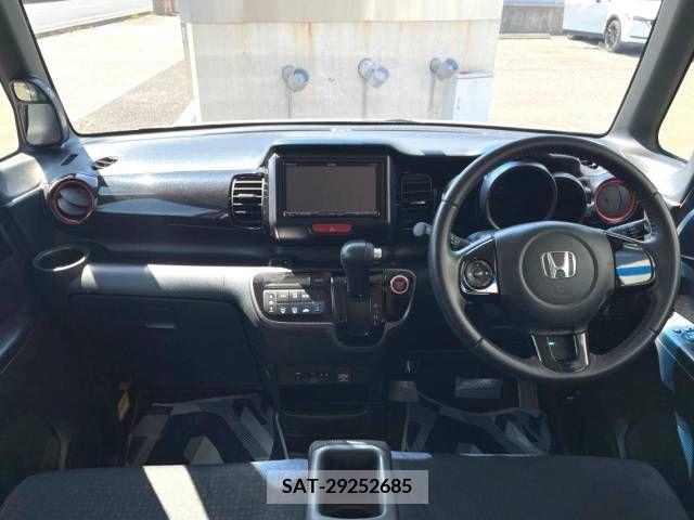 Honda N BOX CUSTOM 2016-05 365012-1