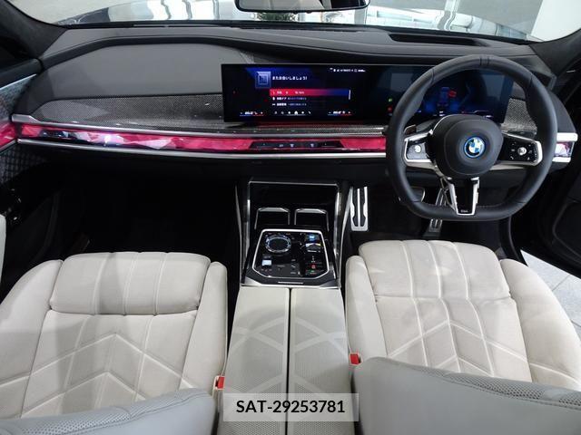 Bmw i7 2023-09 293766-6