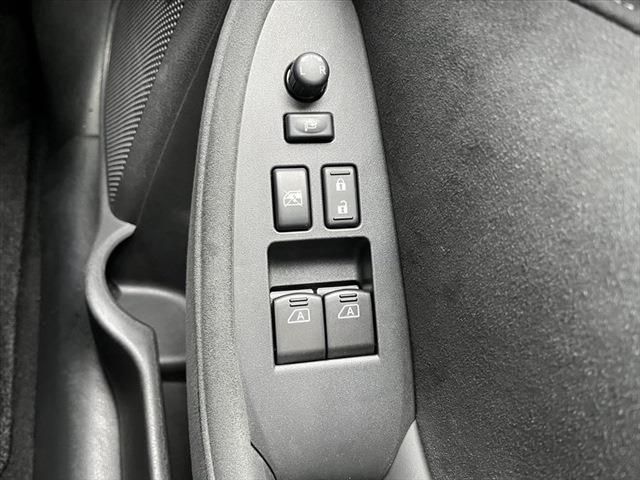 Nissan FAIRLADY Z 2013-09 28513-28