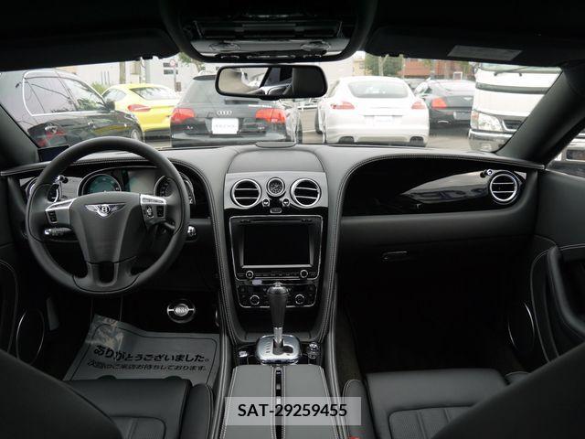 Bentley Bentley 2012-08 202022-8