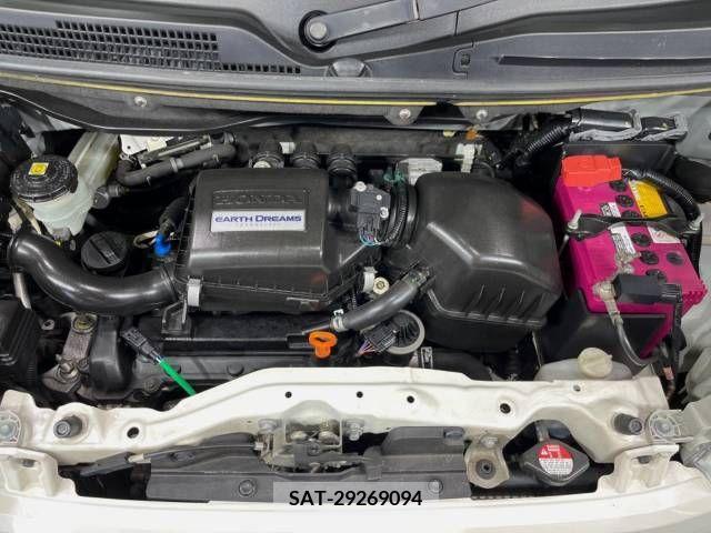 Honda N BOX 2015-10 306628-18