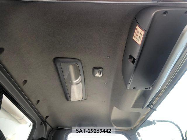 Isuzu FORWARD 2017-04 346032-22