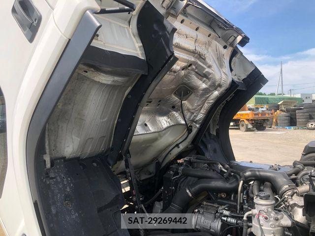 Isuzu FORWARD 2017-04 346032-25