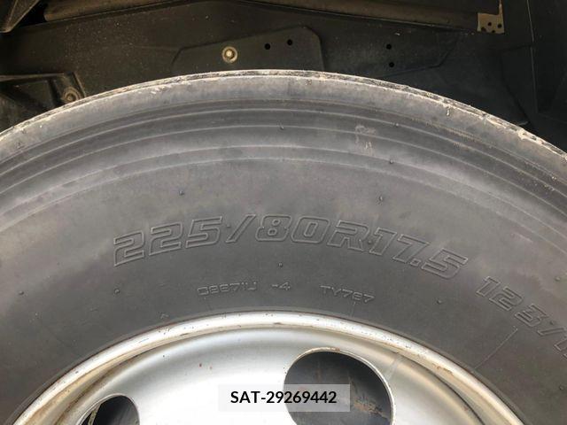 Isuzu FORWARD 2017-04 346032-14