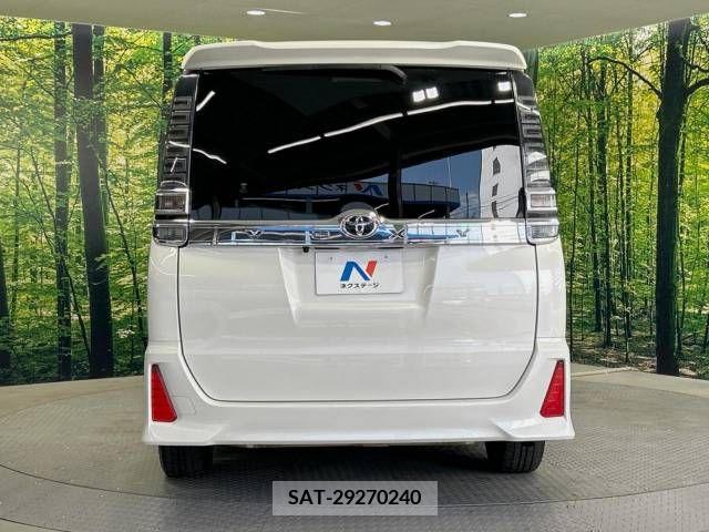 Toyota VOXY 2018-11 288920-16