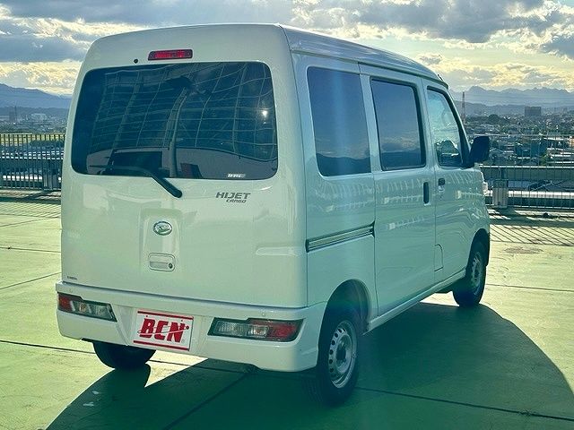 Daihatsu HIJET CARGO 2021-09 12484-2