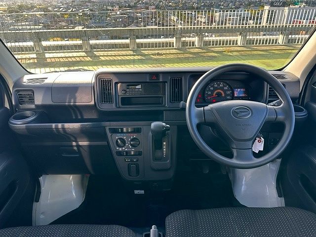 Daihatsu HIJET CARGO 2021-09 12484-1
