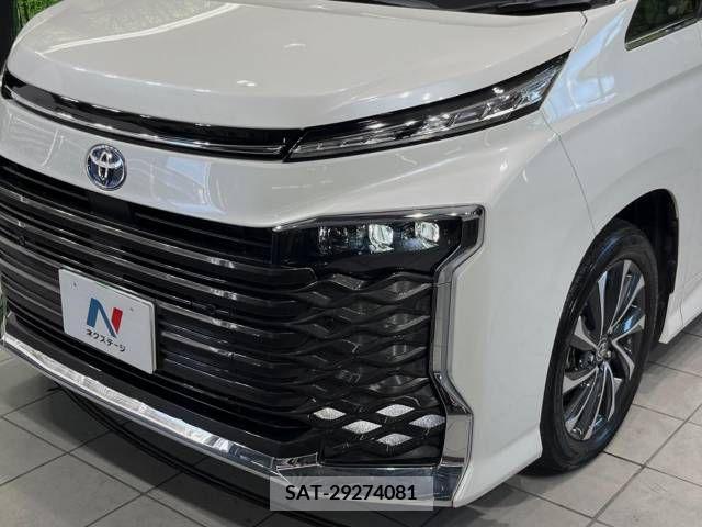 Toyota VOXY HYBRID 2023-10 344490-16
