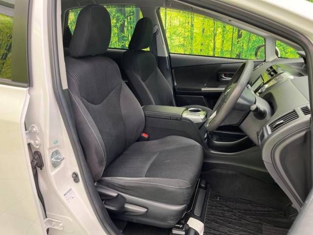 Toyota PRIUS ALPHA 2014-11 28456-8