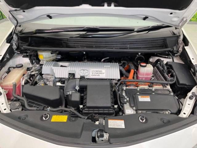 Toyota PRIUS ALPHA 2014-11 28456-18