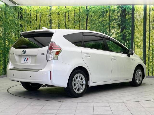 Toyota PRIUS ALPHA 2014-11 28456-17