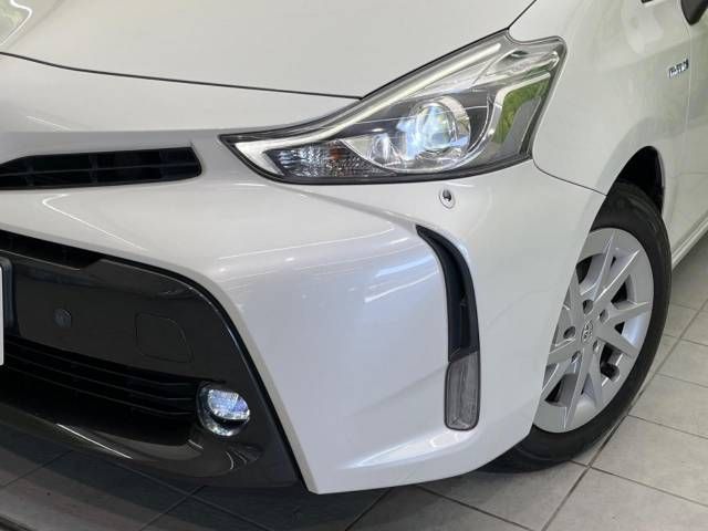 Toyota PRIUS ALPHA 2014-11 28456-12