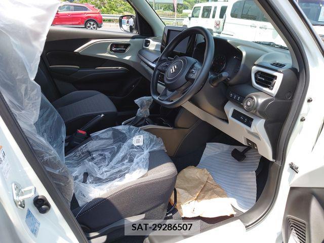 Suzuki SWIFT 2024-05 320967-13