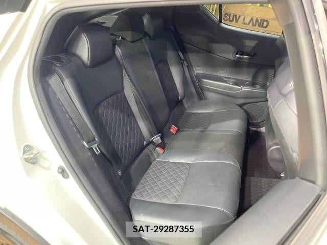 Toyota C-HR 2021-04 264484-14