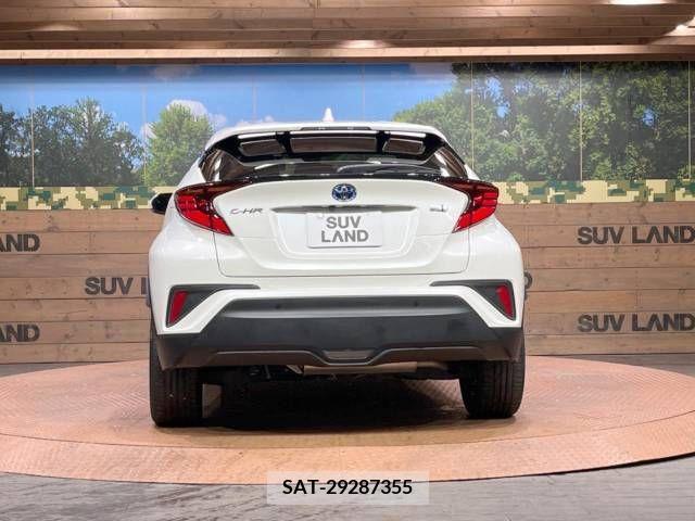 Toyota C-HR 2021-04 264484-16