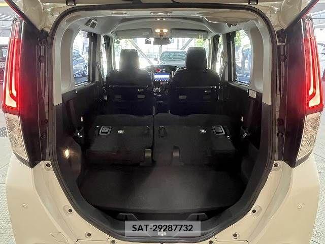 Toyota ROOMY 2020-09 283690-19