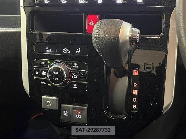 Toyota ROOMY 2020-09 283690-6