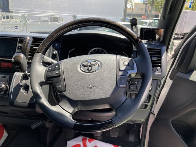 Toyota HIACE VAN 2021-07 19066-12