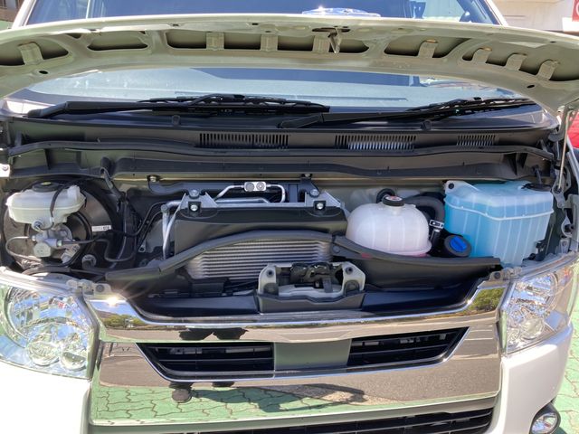 Toyota HIACE VAN 2021-07 19066-24