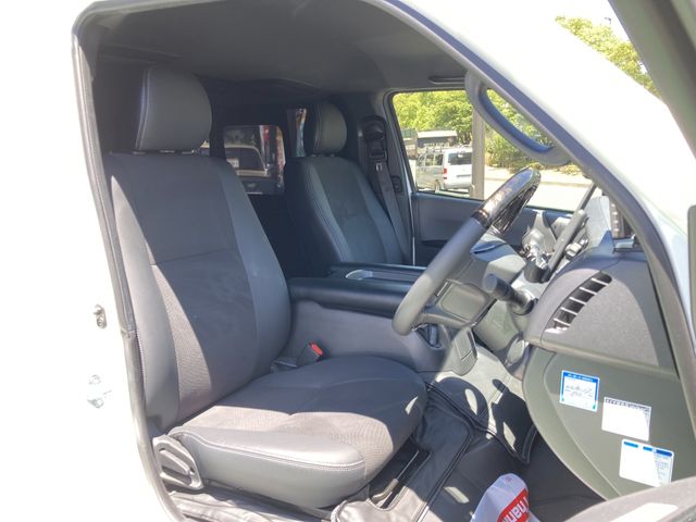 Toyota HIACE VAN 2021-07 19066-13