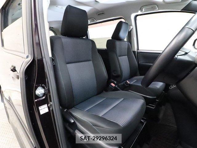 Toyota VOXY 2014-01 321384-3