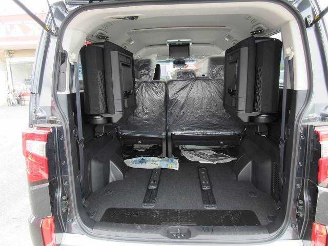 Mitsubishi DELICA D5 2023-01 5982-13