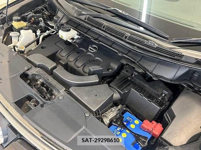Nissan ELGRAND 2017-06 268365-19