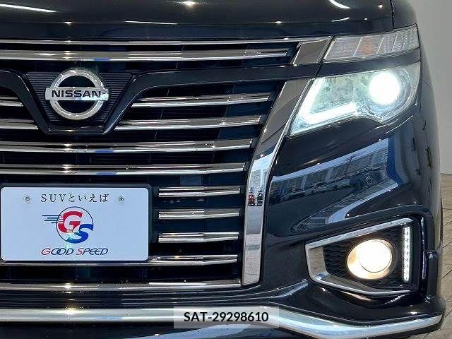 Nissan ELGRAND 2017-06 268365-18