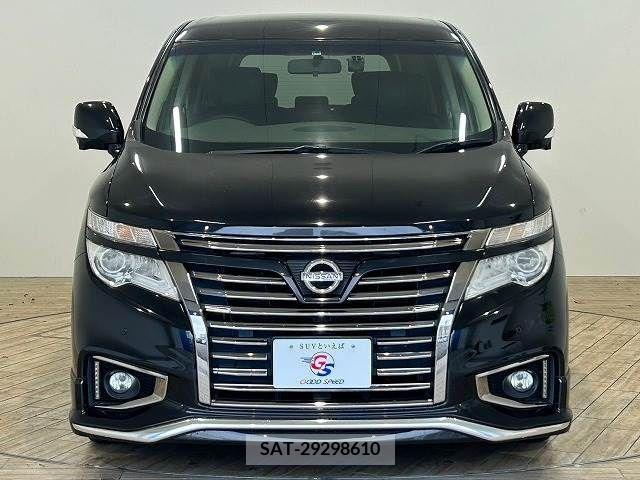 Nissan ELGRAND 2017-06 268365-11