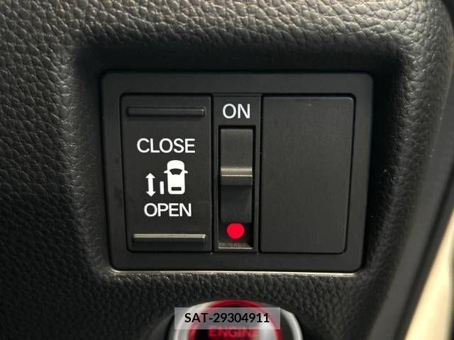 Honda N BOX CUSTOM 2019-09 279361-4