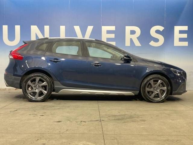 Volvo V40 2013-07 25347-17