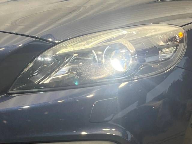 Volvo V40 2013-07 25347-13