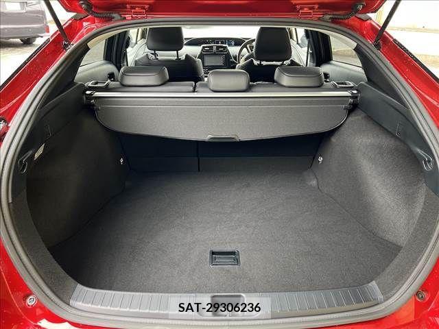 Toyota PRIUS 2016-03 281738-9
