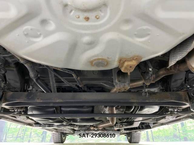 Toyota PRIUS ALPHA 2011-08 252287-19